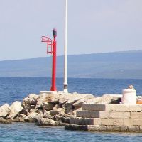 Lučko svjetlo Preko, novi lukobran, glava