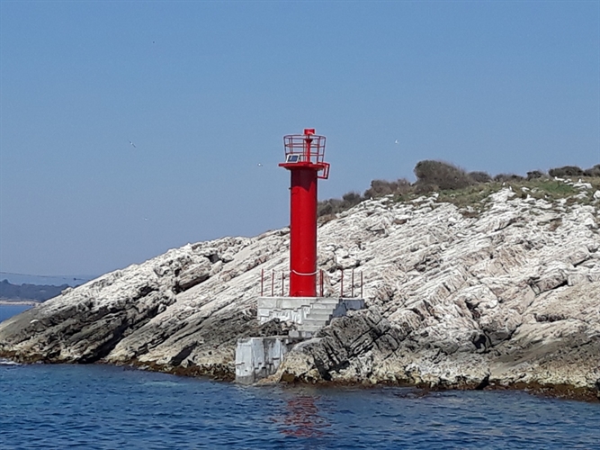 Izgradnja obalnog svjetla Mačaknar