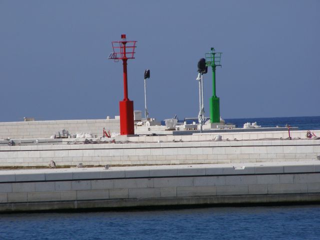 Postavljanje 3 lučka svjetla u ACI Marini Rovinj